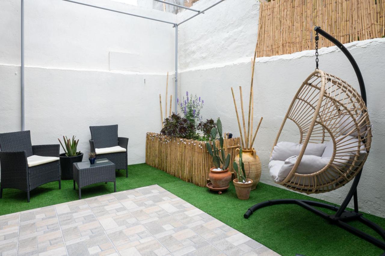 Anesis With A Yard Apartamento Calamata Exterior foto